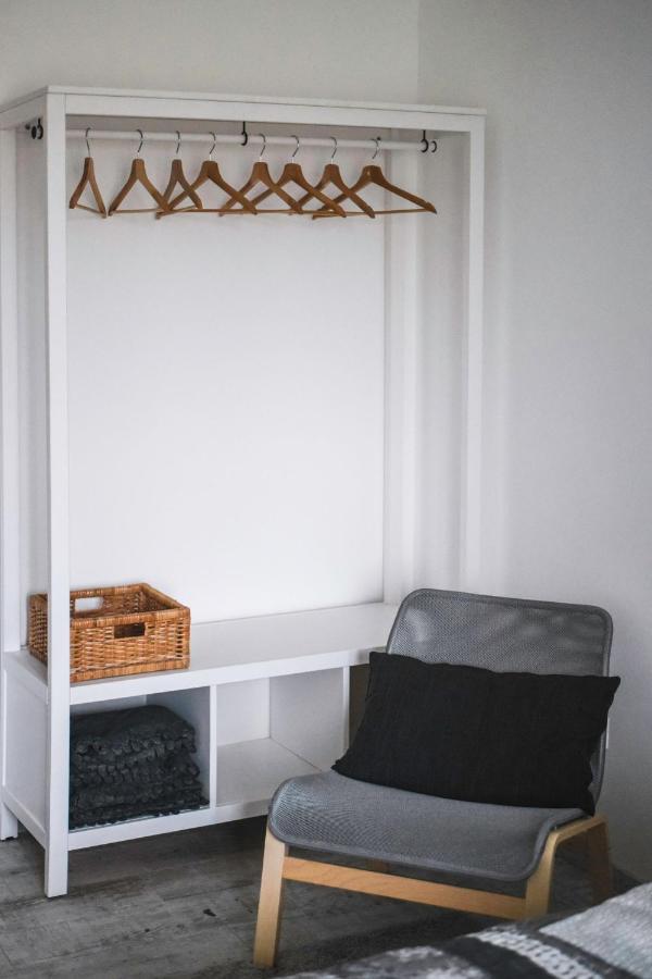 House Of The Golden Horse In Hosszureti Lovas Major Apartment Torokbalint Bagian luar foto